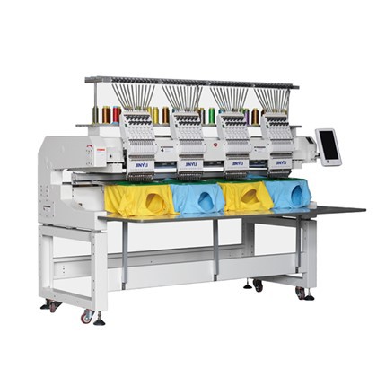 Bilgisayarlı çok tepeli nakış makinesi